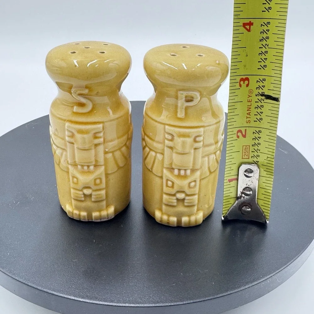 VTG‎ Native American Totem Salt & Pepper Shaker Set Yellow Eagle Glazed Ceramic
